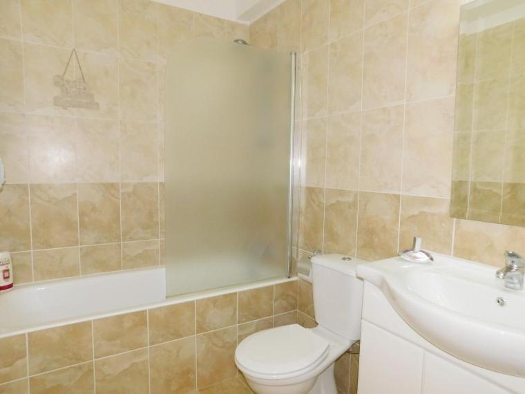 Excellent 2 Bed Apartment มานเดรีย ภายนอก รูปภาพ